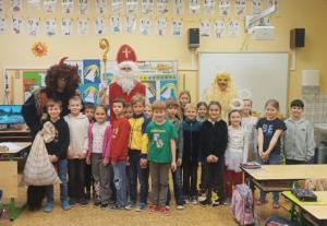 MIKULÁŠ, ANDĚL A ČERT