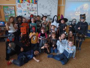 HALLOWEEN v 1. A