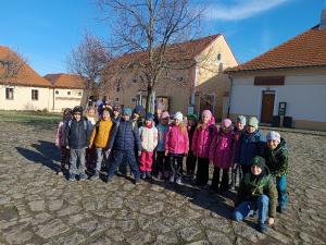 EXKURZE TOULCŮV DVŮR