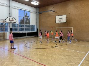 Vánoční basketbal
